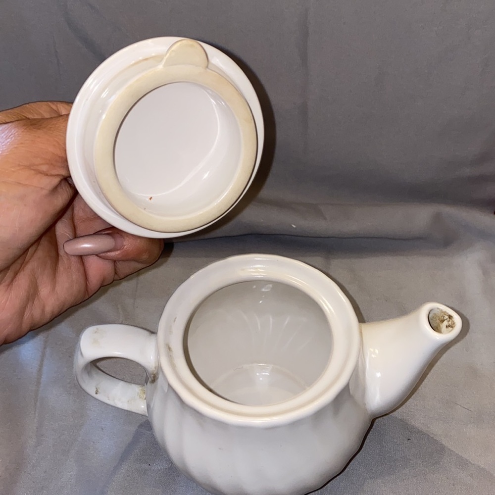 Bx47 Royal Norfolk white teapot - Picture 4 of 5